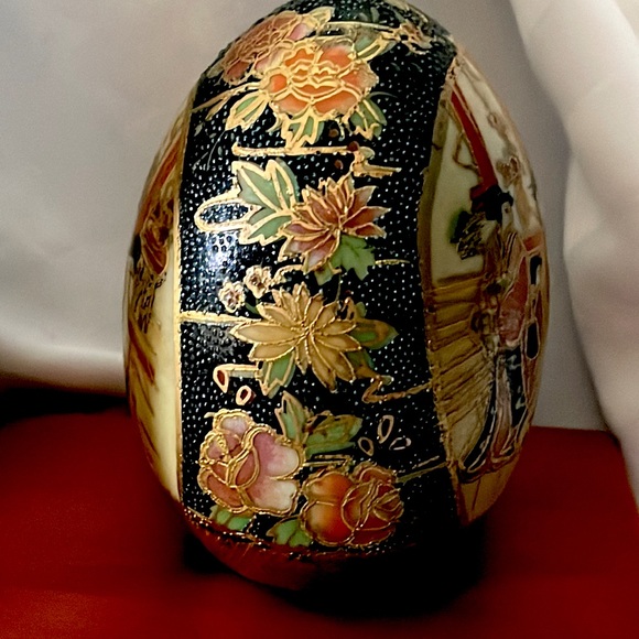 Vintage 4” Gold Gilded & Painted by Hand Porcelain Royal Satsuma Oriental Egg - Picture 7 of 14